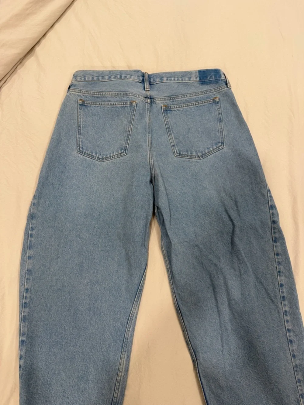 Abercrombie & Fitch, The Barrel Mid Rise, Curve Love - Picture 3 of 4